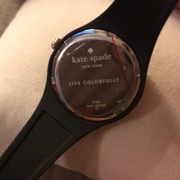 Kate Spade ♠️ New York - Picture 4 of 4